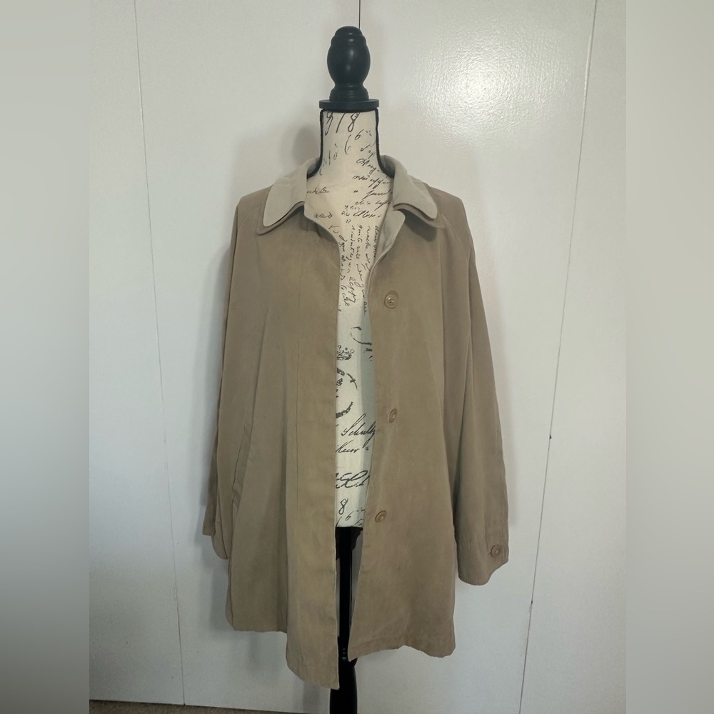 London Fog Limited Edition 3/4 Length Beige Trench Coat